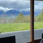 아파트 Joli 2 Pieces Et Demi Confort, Balcon Du Ciel Mont-noble *