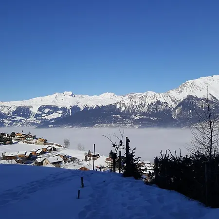 アパート Joli 2 Pieces Et Demi Confort, Balcon Du Ciel Mont-noble *